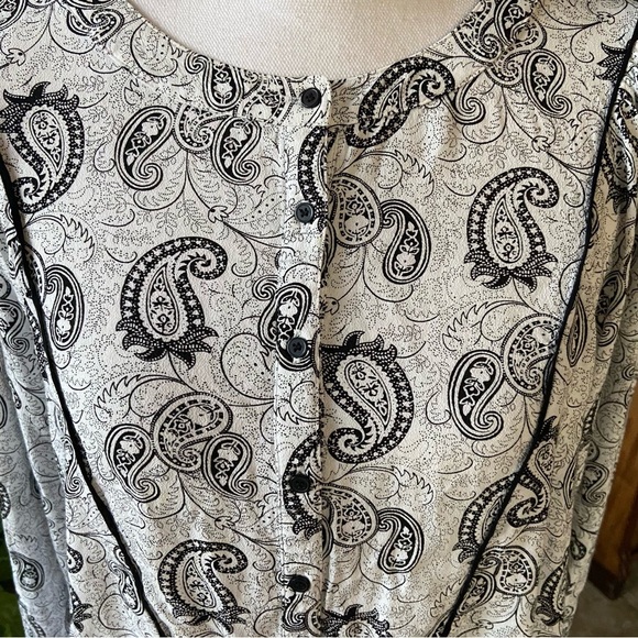 LOFT Peasant Style Paisley Print Dress Size L White w Black Design Oversized - Picture 9 of 11